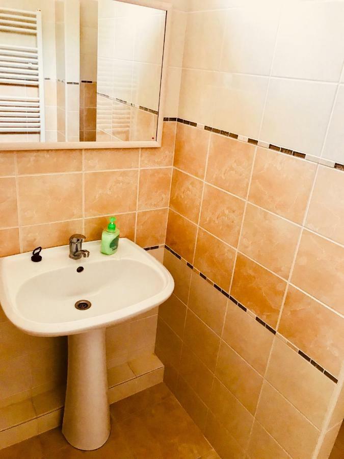 Restaurace Penzion Pod Sumarnikem Tvarozna Lhota Luaran gambar