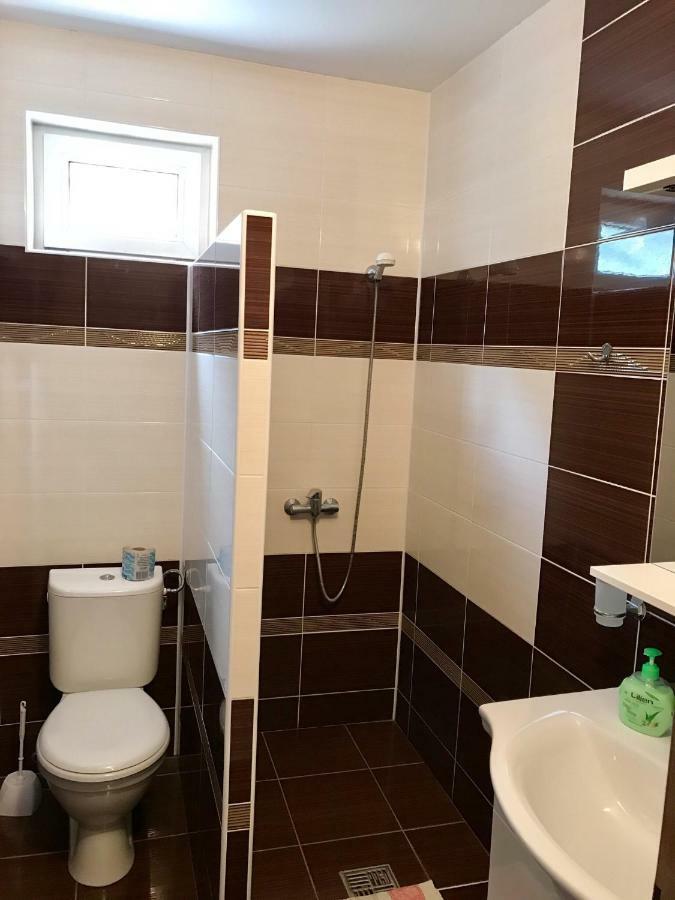 Restaurace Penzion Pod Sumarnikem Tvarozna Lhota Luaran gambar